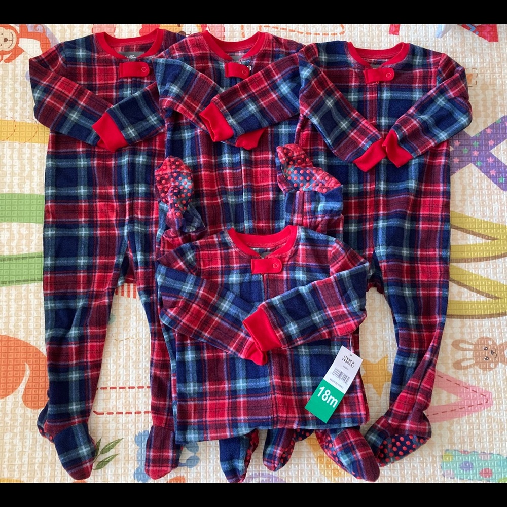 Eddie Bauer fleece footies pajamas 12 & 18 months